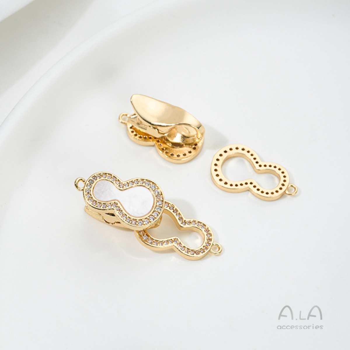 Brass 14K Gold Plated Mother O - Toggle Clasp Gold ulasan dan harga